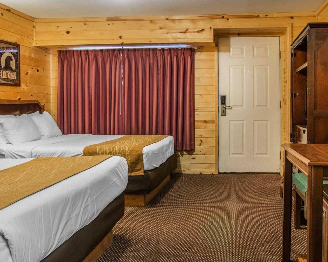 Cabins Of Mackinac & Lodge Mackinaw City Extérieur photo