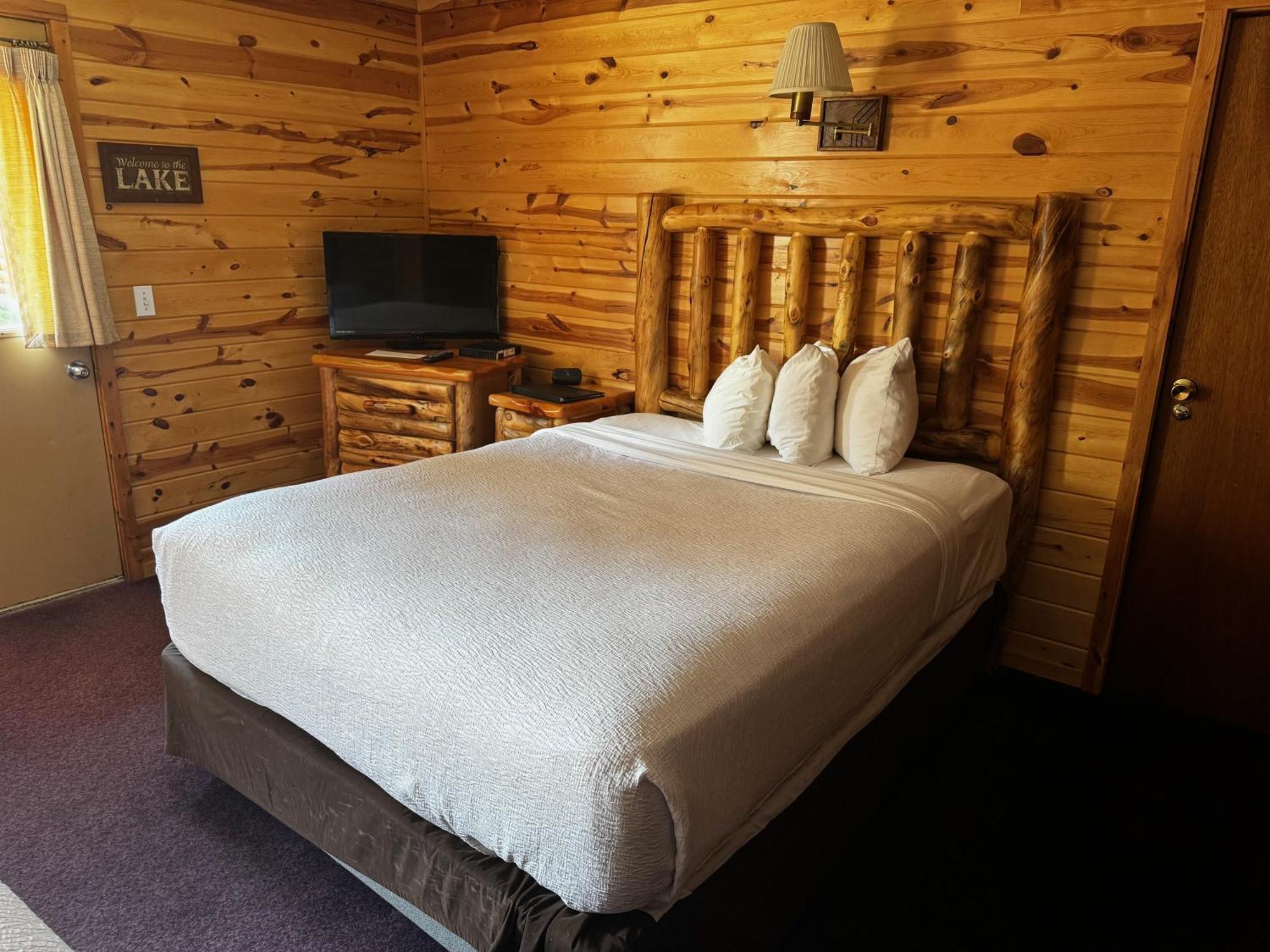 Cabins Of Mackinac & Lodge Mackinaw City Extérieur photo