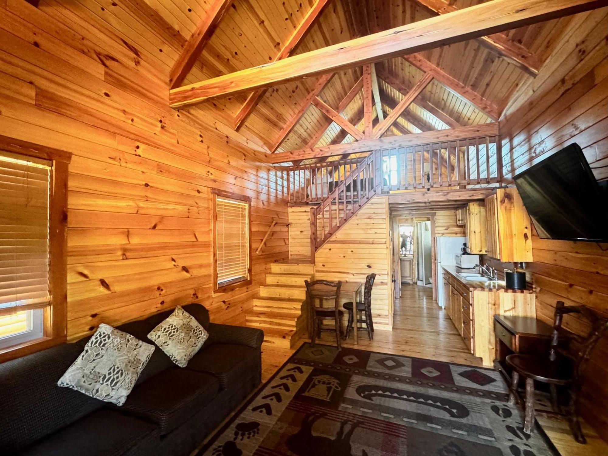 Cabins Of Mackinac & Lodge Mackinaw City Extérieur photo